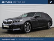 BMW 5-serie - 520i M Sport Automaat / Trekhaak / Adaptieve LED / Parking A