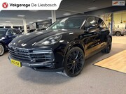 Porsche Cayenne - 2.9 S / 444 pk / Pano / stoelen 14 voudig / Leder / Navigati