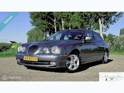 Jaguar S-Type - 3.0 V6 Executive lage kilometerstand!