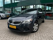 Kia Ceed - (NL-Auto, Trekhaak, Airco) Cee'd 1.4 CVVT X-tra