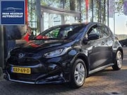 Mazda 2 - Hybrid - Toyota Yaris 1.5 | Navigatie via Apple Ca