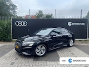 Audi A3 - Limousine 35 TFSI S edition | 18 inch velgen | Camera achter