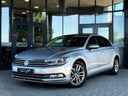 Volkswagen Passat - 1.4 TSI ACT HIGHLINE - PANO - TREKH.