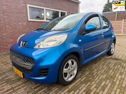 Peugeot 107 - 1.0-12V AUTOMAAT airco apk 9-9-2027 LMV 5 drs