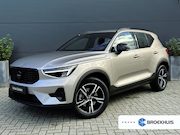 Volvo XC40 - 2.0 B4 Plus Dark | Harman/Kardon | Trekhaak | Camera | Pilot