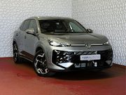 Volkswagen T-Roc - 1.5 150PK eTSI R-LINE EDITION IQ LED/GRIL LOGO STOEL/STUUR.V