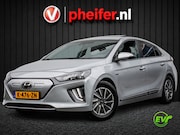 Hyundai Ioniq - Premium EV 38 kWh SOH 99% Warmtepomp/ Trekhaak/ Lederen int.