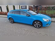 Volvo V60 - 2.4 D5 R-Design