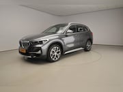 BMW X1 - sDrive20i | Laserlicht | Leder | HUD | Sportstoelen | Stoelv