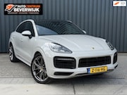 Porsche Cayenne Coupé - 3.0 E-Hybrid Grijs 2021 341pk Carbondak Sport Chrono Approve