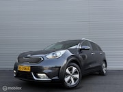 Kia Niro - 1.6 GDi BusinessLine | Leer | Keyless |Camera | Carplay | St