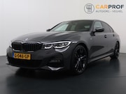 BMW 3-serie - 330i High Executive Edition M Sport | Trekhaak | NAP | HUD |