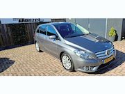 Mercedes-Benz B-klasse - 180 AUTOMAAT + NAVIGATIE