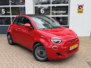 Fiat 500C - RED 42 kWh/ Navi/ ECC/ PDC/ Apple Car Play
