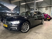 BMW 3-serie - Touring 320i Luxury Edition|Leder|Panorama|HUD