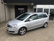Opel Zafira - 1.6 Enjoy / 7 PERSOONS / APK MEI 2027 / ALU VELGEN / TREKHAA