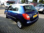 Skoda Fabia - 1.2-12V Ambition, 1 eigenaar, boekjes aanwezig