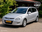 Hyundai i30 - 1.6i Dynamic