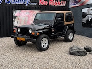 Jeep Wrangler - 4.0i -BLACK SAHARA EDITION