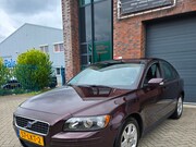 Volvo S40 - 2.4 Elite automaat nwe apk