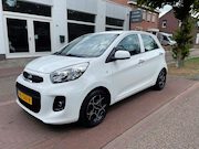 Kia Picanto - 1.0 CVVT DynamicLine / Cruise C / Climate C / Leer