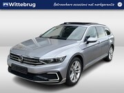 Volkswagen Passat - Variant 1.4 TSI PHEV GTE / AUTOMAAT/ PANO/ TREKHAAK/ APP-CON