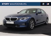 BMW 3-serie - 320i Automaat / Sportstoelen / LED / Cruise Control / Aircon