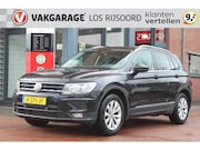 Volkswagen Tiguan - 1.5 TSI *Business* | Trekhaak | Cruise & Climate | PDC | Nav