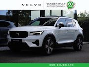 Volvo XC40 - T4 211pk Ultimate Dark | Getint Glas | schuifdak | Keyless