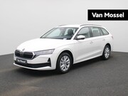 Skoda Octavia - Combi 1.5 TSI Business Edition | ELEKTR. ACHTERKLEP | CAMERA