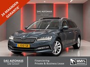 Skoda Superb - Combi 1.4TSI iV 218pk Style | Pano | 360° Camera | Trekhaak 