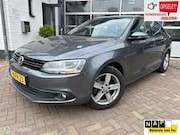 Volkswagen Jetta - 1.6 TDI BlueMotion * TREKHAAK * NAVIGATIE