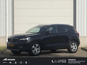 Volvo XC40 - 1.5 T2 Momentum / Achteruitrijcamera / Sensoren Voor en Acht