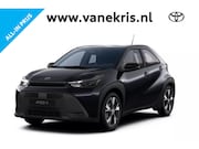 Toyota Aygo X - Hybrid 115 Play, 17" velgen, Nieuw en direct leverbaar met €