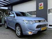 Mitsubishi Outlander - 2.0 PHEV Instyle+