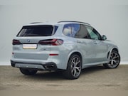 BMW X5 - xDrive50e M Sport Pro | Panoramdak Sky Lounge | Comfortstoel