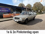 Volkswagen Jetta - 1.6 CL 4-bak