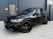 Volkswagen Tiguan - 1.5 TSI R-Line Black Style |PANO|IQ|CAMERA|ACC