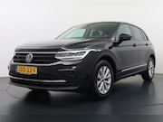 Volkswagen Tiguan - 1.5 TSI LIFE Business-Line 1 Ste Eigenaar Topstaat