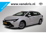 Toyota Corolla - Hybrid 140 Dynamic, Parkeersensoren , Stuur en stoelverwarmi