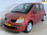 Renault Modus - 1.4-16V Privilège Luxe AIRCO + TREKHAAK / 147.000km(2005)