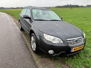Subaru Outback - 2.5i Exclusive Edition Netjes, NAP, boekjes