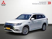 Mitsubishi Outlander - 2.4 PHEV Instyle Apple Carplay & Android auto | Stuur- en St