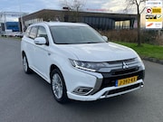 Mitsubishi Outlander - 2.4 PHEV Intense, Aut, Cam, Stoelverw, Carplay, Cruise, Keyl