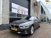 BMW 3-serie - 320i Executive Automaat 1 JAAR APK