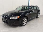 Volvo V70 - 2.5T Summum LEER / AUTOMAAT