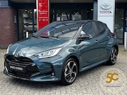 Toyota Yaris - 130 Executive LM-VELG 17" BI-TONE BLIND-SPOT STOEL/STUURVERW