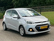 Hyundai i10 - 1.0i i-Motion Comfort /Airco/Cruise