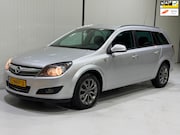 Opel Astra - 1.6 111 years Edition NETTE STAAT - TREKHAAK - PDC - NWE APK