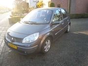 Renault Scénic - 1.6-16V Privilège Luxe